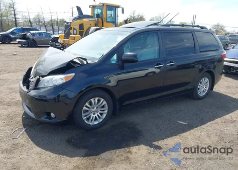 2017 Toyota Sienna Xle Premium 8 Passenger из США, поврежденный, VIN 5TDYZ3DC6HS899826